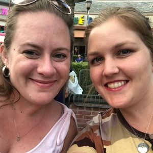 Meet your Posher, Jenna